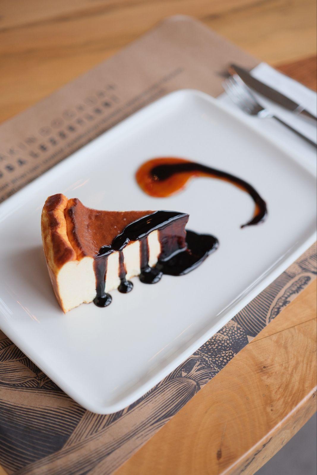 San Sebastian Cheesecake